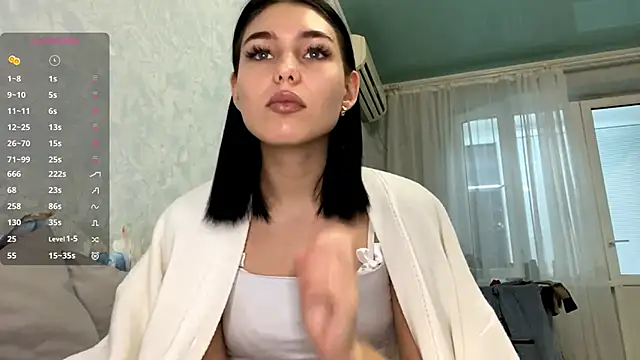 Snapshot of LonnaStehlik chatting on 11-10-25, 05:40 LonnaStehlik online show from 11-10-25, 05:40