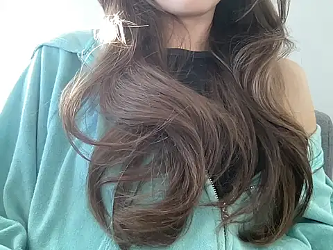 Snapshot of hugandlove chatting on 11-04-25, 12:31 hugandlove online show from 11-04-25, 12:31