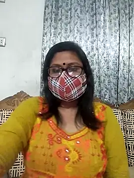 Snapshot of munni-506 chatting on 11-05-25, 07:39 munni-506 online show from 11-05-25, 07:39