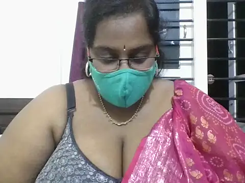 hootypriya online show from 12-01-25, 06:09