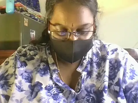 hootypriya online show from 07-23-26, 02:24