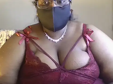 hootypriya online show from 07-15-26, 12:34
