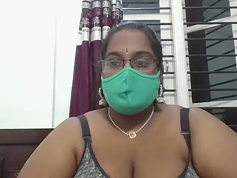 hootypriya online show from 02-08-26, 10:29