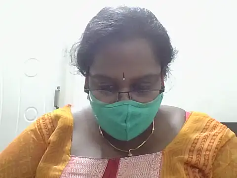 hootypriya online show from 11-14-25, 04:10