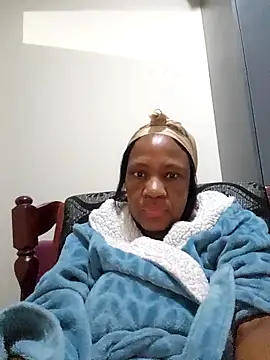 Mommy Sienna online show from 11-20-25, 05:46