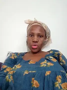 Mommy Sienna online show from 11-11-25, 08:20