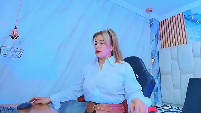 BeatrizSchmidt online show from 02-13-26, 11:32