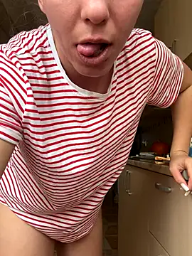 EdaQueen online show from 11-21-25, 07:07