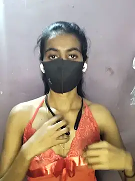 Snapshot of Thaper_Meera2 chatting on 05-21-26, 02:58 Thaper Meera2 online show from 05-21-26, 02:58