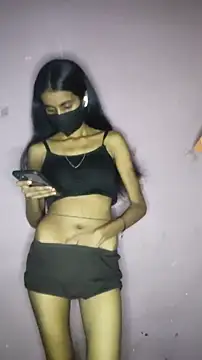 Snapshot of Thaper_Meera2 chatting on 05-24-26, 04:18 Thaper Meera2 online show from 05-24-26, 04:18