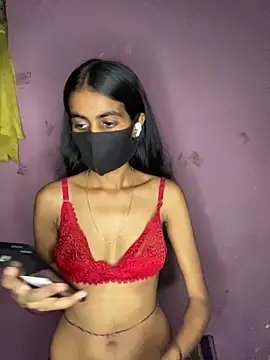 Snapshot of Thaper_Meera2 chatting on 05-30-26, 02:55 Thaper Meera2 online show from 05-30-26, 02:55