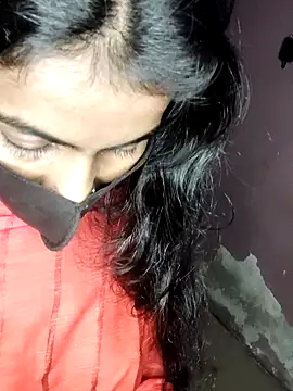 Snapshot of Thaper_Meera2 chatting on 11-07-25, 07:29 Thaper Meera2 online show from 11-07-25, 07:29