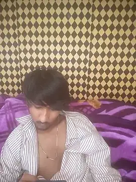 Freakingromance online show from 03-17-26, 08:28