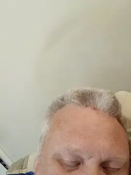 Snapshot of Jbirdb800 chatting on 11-07-25, 06:23 Jbirdb800 online show from 11-07-25, 06:23