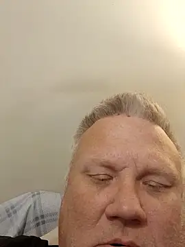 Snapshot of Jbirdb800 chatting on 11-04-25, 12:53 Jbirdb800 online show from 11-04-25, 12:53