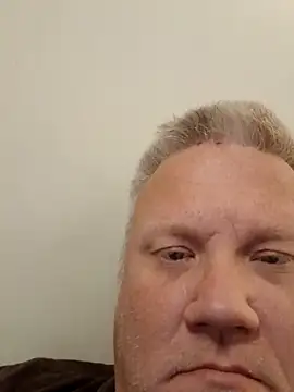 Snapshot of Jbirdb800 chatting on 11-05-25, 04:21 Jbirdb800 online show from 11-05-25, 04:21