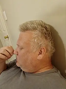 Snapshot of Jbirdb800 chatting on 11-05-25, 03:31 Jbirdb800 online show from 11-05-25, 03:31