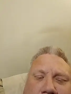 Snapshot of Jbirdb800 chatting on 11-06-25, 05:44 Jbirdb800 online show from 11-06-25, 05:44