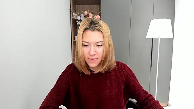 Snapshot of MariePelyo chatting on 11-05-25, 05:54 MariePelyo online show from 11-05-25, 05:54