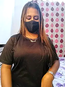 Snapshot of LoveLy-Soneya chatting on 02-14-26, 05:51 LoveLy-Soneya online show from 02-14-26, 05:51