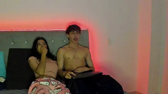 chris evans27 online show from 11-15-25, 03:43