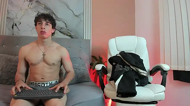 chris evans27 online show from 02-21-26, 01:29