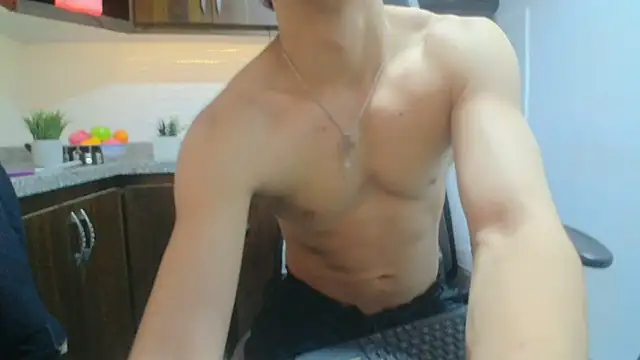 chris evans27 online show from 11-18-25, 03:32