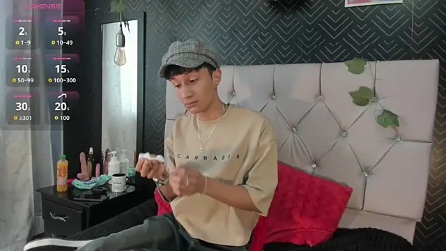 Elian Julian online show from 01-14-26, 07:39