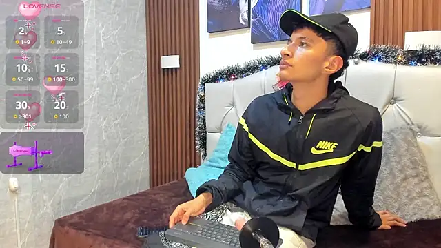 Elian Julian online show from 11-17-25, 09:08