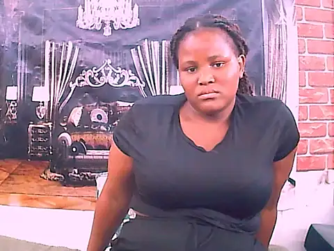 Snapshot of EbonyCurvy4u chatting on 11-07-25, 05:34 EbonyCurvy4u online show from 11-07-25, 05:34