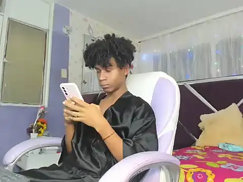 Santy bigcock 01 online show from 01-09-26, 02:57