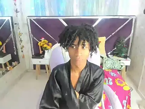 Santy bigcock 01 online show from 11-14-25, 11:36