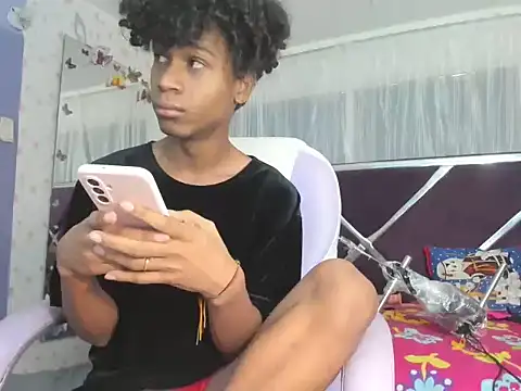 Santy bigcock 01 online show from 01-10-26, 02:56