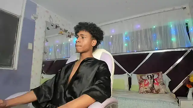 Snapshot of Santy_bigcock_01 chatting on 03-17-26, 11:57 Santy bigcock 01 online show from 03-17-26, 11:57