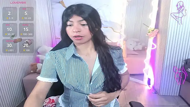 Snapshot of Sandyy_tay chatting on 05-03-26, 11:47 Sandyy tay online show from 05-03-26, 11:47
