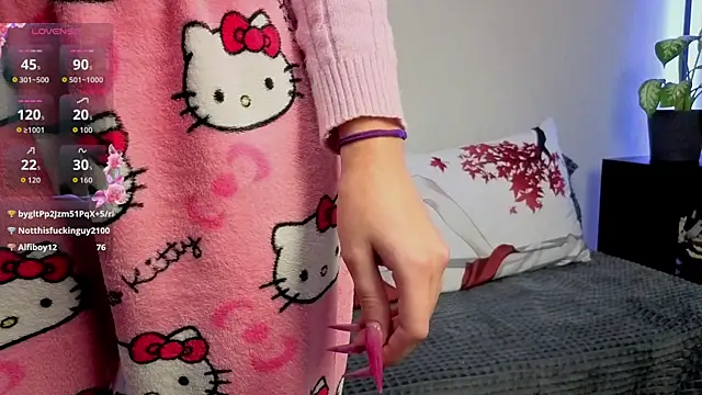 violetwluv online show from 11-20-25, 06:41