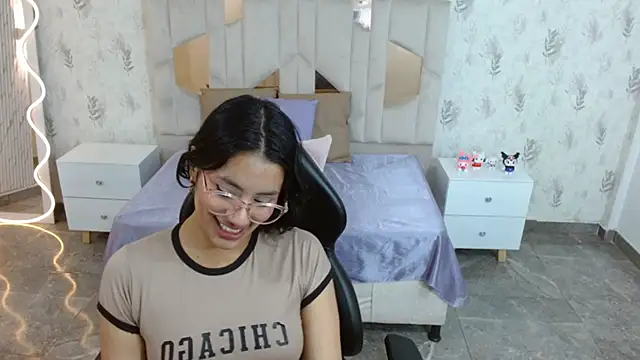 PEACHY TAY online show from 01-14-26, 12:20