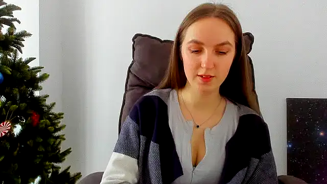 Nesie-Stoun online show from 12-14-25, 09:37