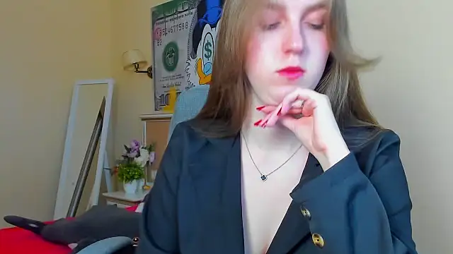 Nesie-Stoun online show from 12-22-25, 09:42