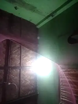 Snapshot of Hot_shorna chatting on 11-05-25, 08:12 Hot shorna online show from 11-05-25, 08:12