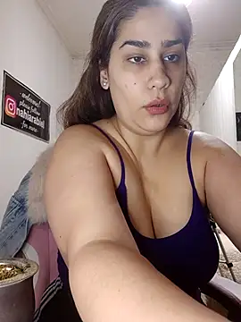 nahiarabiel33 online show from 05-30-26, 03:39