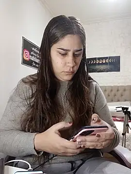 nahiarabiel33 online show from 06-11-26, 03:53