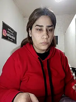 Snapshot of nahiarabiel33 chatting on 07-02-26, 04:13 nahiarabiel33 online show from 07-02-26, 04:13