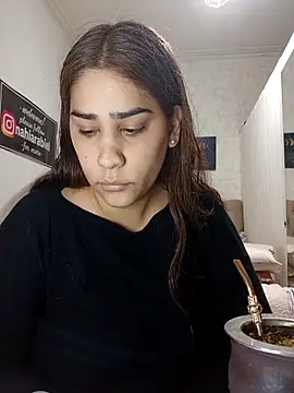 nahiarabiel33 online show from 06-01-26, 07:57