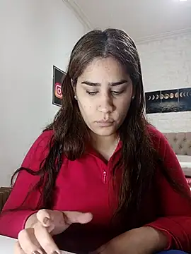 Snapshot of nahiarabiel33 chatting on 06-18-26, 07:19 nahiarabiel33 online show from 06-18-26, 07:19