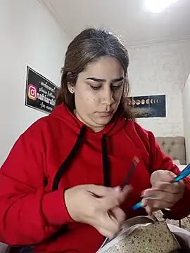 nahiarabiel33 online show from 05-20-26, 05:43