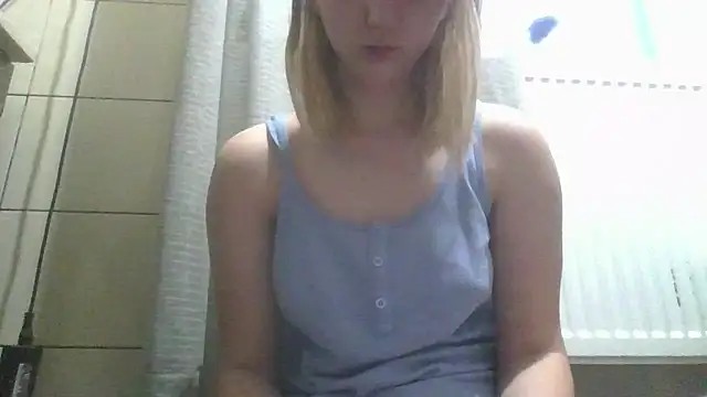 Snapshot of dirty_sasha00 chatting on 06-09-26, 02:12 dirty sasha00 online show from 06-09-26, 02:12