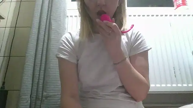 dirty sasha00 online show from 04-17-26, 02:36