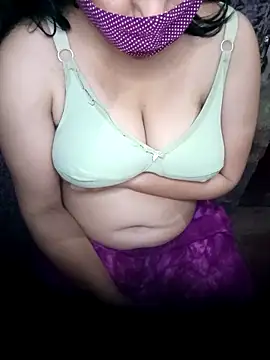 Snapshot of Anjali-25 chatting on 07-01-26, 04:40 Anjali-25 online show from 07-01-26, 04:40