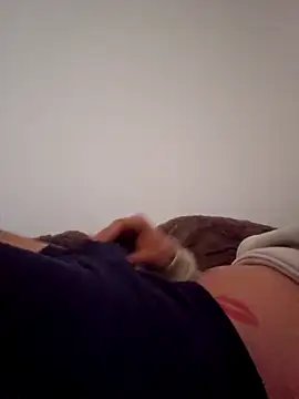 seulementme online show from 11-12-25, 04:00